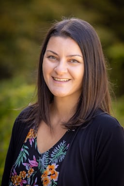 Lucy Cholakian